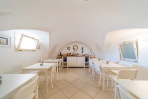 Ontbijtbuffet (toeslag) in het weekend