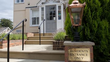 Entrée de l’hébergement