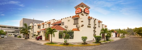 Front of property. Hotel Marela