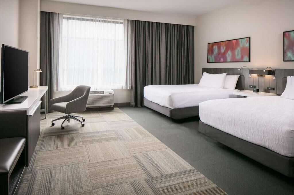 Ropa de cama de alta calidad y cortinas blackout 