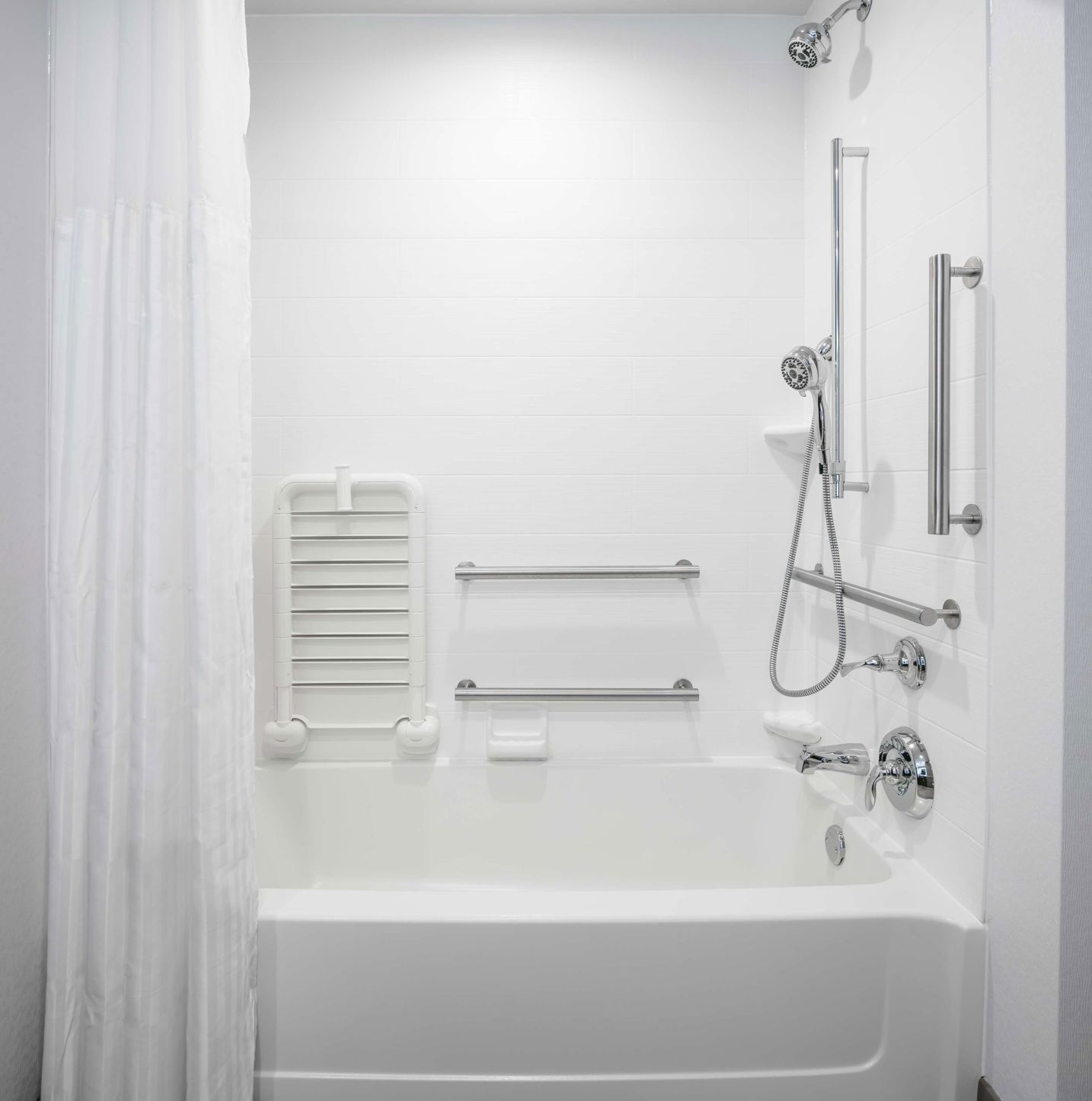 Baño | Amenidades de baño gratuitas, secadora de cabello, toallas 