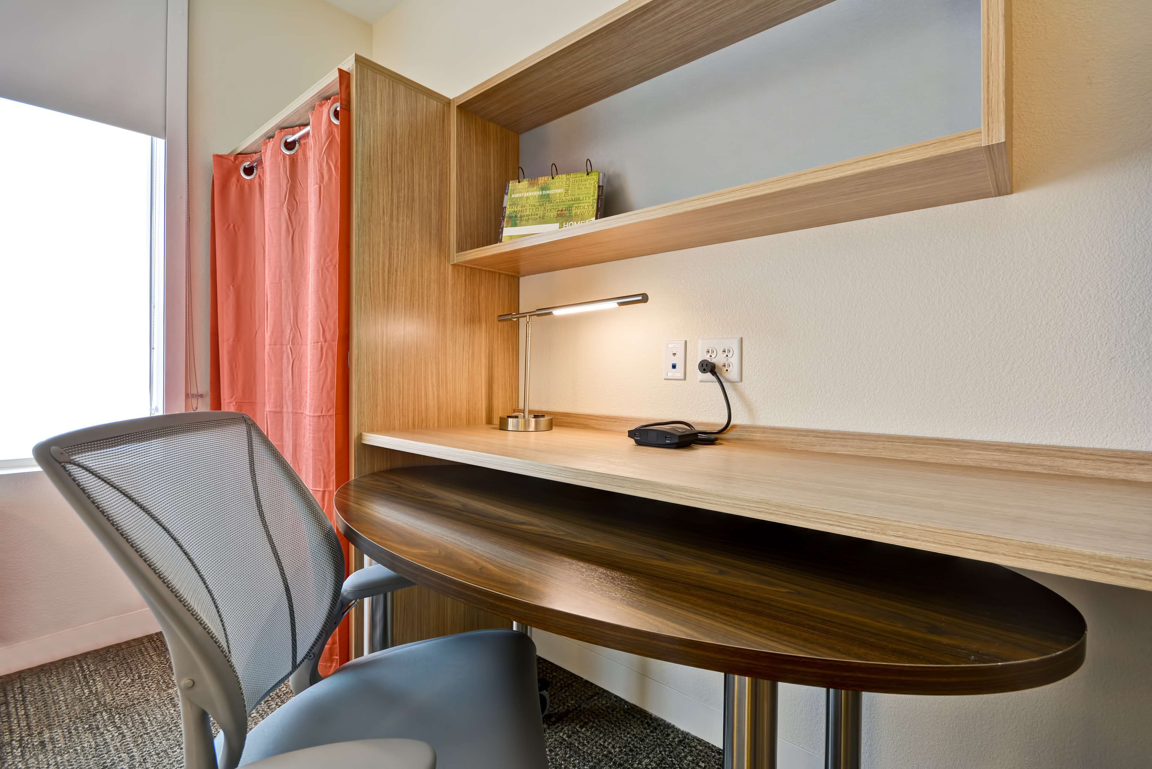 in-room safe, desk, laptop workspace, blackout curtains