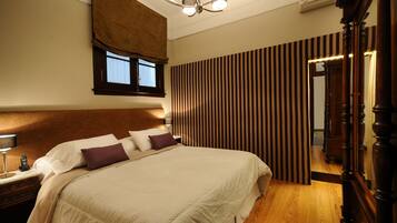 Ropa de cama de alta calidad, cubrecamas y colchones con pillow-top