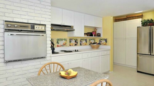 #1 SIESTA KEY Beach, Pool GlassHouse, CHECK our SPECIALS