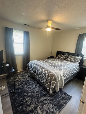 2 habitaciones, tabla de planchar con plancha y wifi gratis