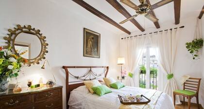 NICE AND COMFORTABLE APARTMENTS NEAR TO THE RAMBLAS