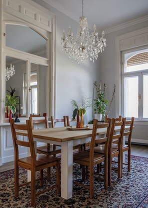 Dining - Grandiose 3BR § 3BathR apt, middle of downtown. Back and better than ever! (Budapest)