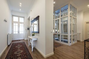 Interior - Grandiose 3BR § 3BathR apt, middle of downtown. Back and better than ever! (Budapest)