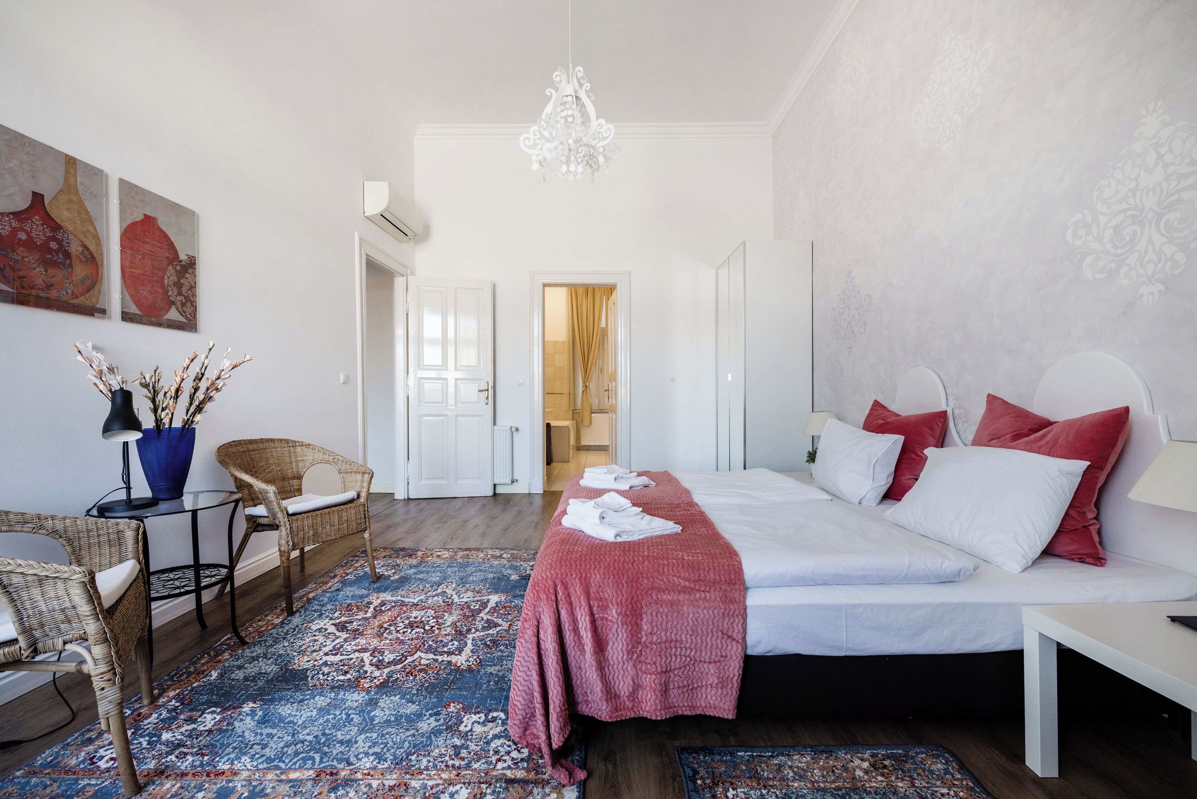 3 Schlafzimmer, Bügeleisen/Bügelbrett, WLAN, Bettwäsche