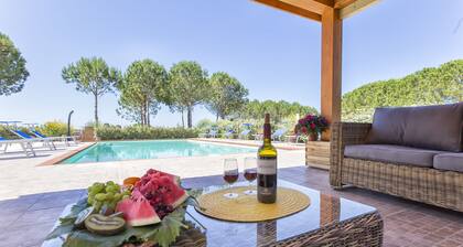 ClickSardegna Villa Girasoli with SPA and pool, Wifi, en-suite bathrooms