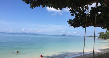 Sea view, 4 to 6 people seen sea 150 m from the beach