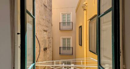 Le Ortensie, terrace in the center of Trapani near the beach