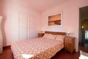 2 Schlafzimmer, Bügeleisen/Bügelbrett, Reisekinderbett, kostenloses WLAN