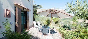 "LA MEZZANA" apartment with private terrace and stunning views