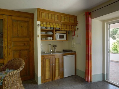 CASA SUD T1, country house