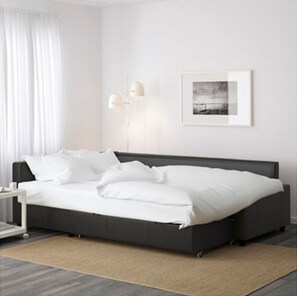 1 chambre, bureau, fer et planche à repasser, accès au Wi-Fi (inclus)
