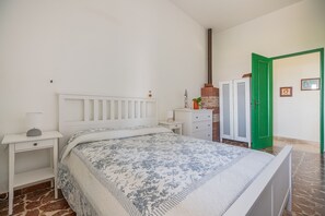 6 bedrooms, iron/ironing board, travel crib, free WiFi