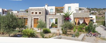 First floor house with stunning sea and aulla Chora views.
