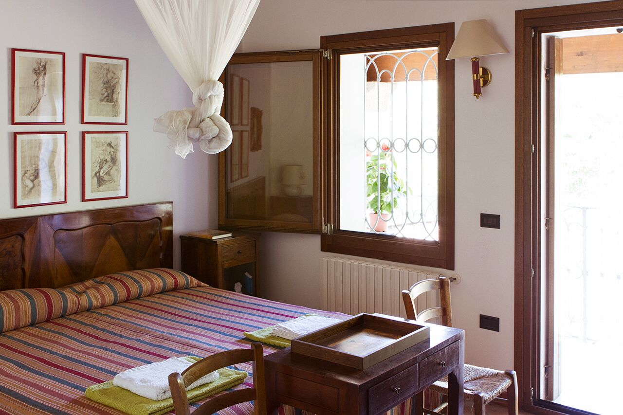 3 chambres, fer et planche à repasser, lit parapluie, Wi-Fi gratuit