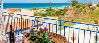 APARTMENT IN VILLA 200 MT FROM THE SEA WI FI FREE UA