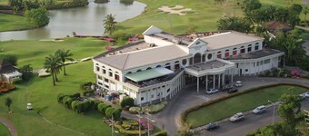 Luxuriöse Eigentumswohnung mit 2 Schlafzimmern auf einem 4-Sterne-Golfplatz