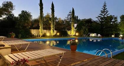 Olivetree liegt in einer schönen Anlage mit großem Pool