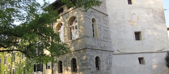 2-Charmantes Schlosshaus mit eigenem Garten. Strand 30min, Venedig 1Std