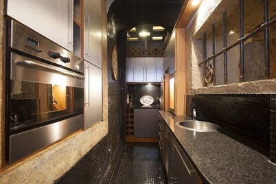 Spirit of 1512 - Exquisite taste in the heart of Alfama