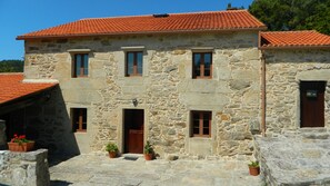 Exterior - House for up to 12 persons next to Noia (Outes)