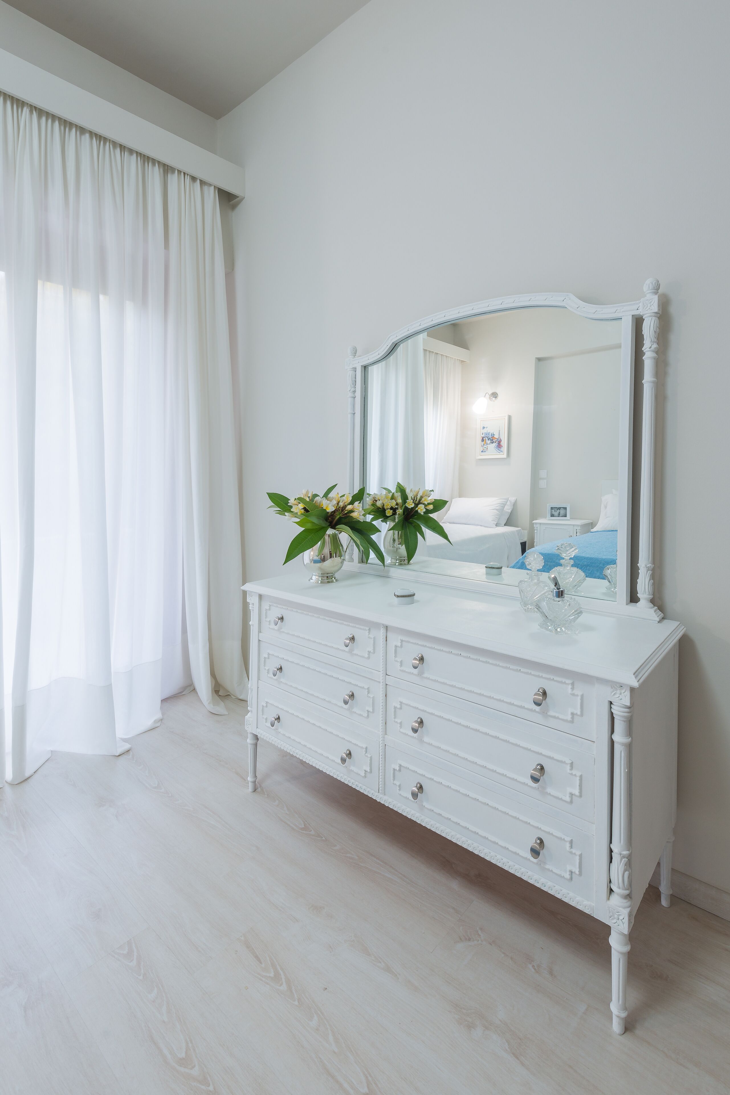 3 chambres, coffres-forts dans les chambres, chambres insonorisées