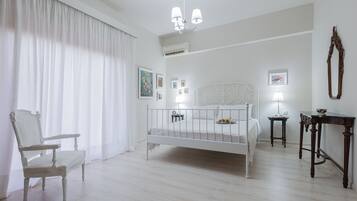 3 bedrooms, in-room safe, soundproofing, iron/ironing board