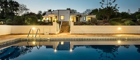 Una piscina climatizada