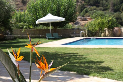 FilippouVilla-Living in Nature