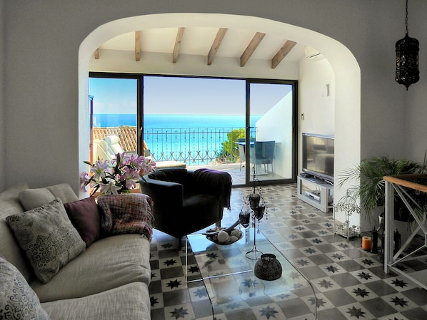 Smart TV, lettore DVD