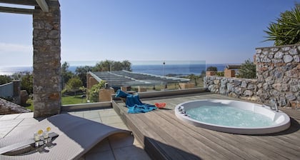 Villa Nautilus - Amazing Sea View & Kreetan aamiainen sisältyy