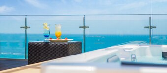 Utop Ubless Hotel Jeju Hamdeok
