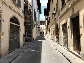 Exterior - Characteristic Apartment in the City Center of Florence (Firenze)