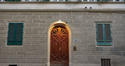 Characteristic Apartment in the City Center of Florence