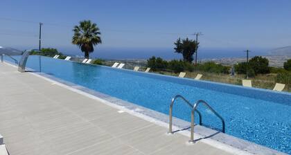 Traditional Stone House, Garden Terrace Spectacular Views Mountains & Coastline