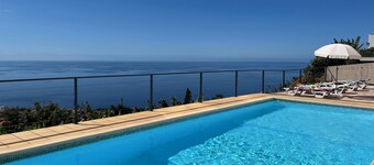 Beautiful mountain & sea view, on-site massage service, private pool, games room