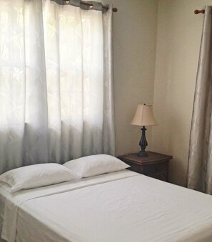 3 bedrooms, in-room safe, iron/ironing board, free WiFi