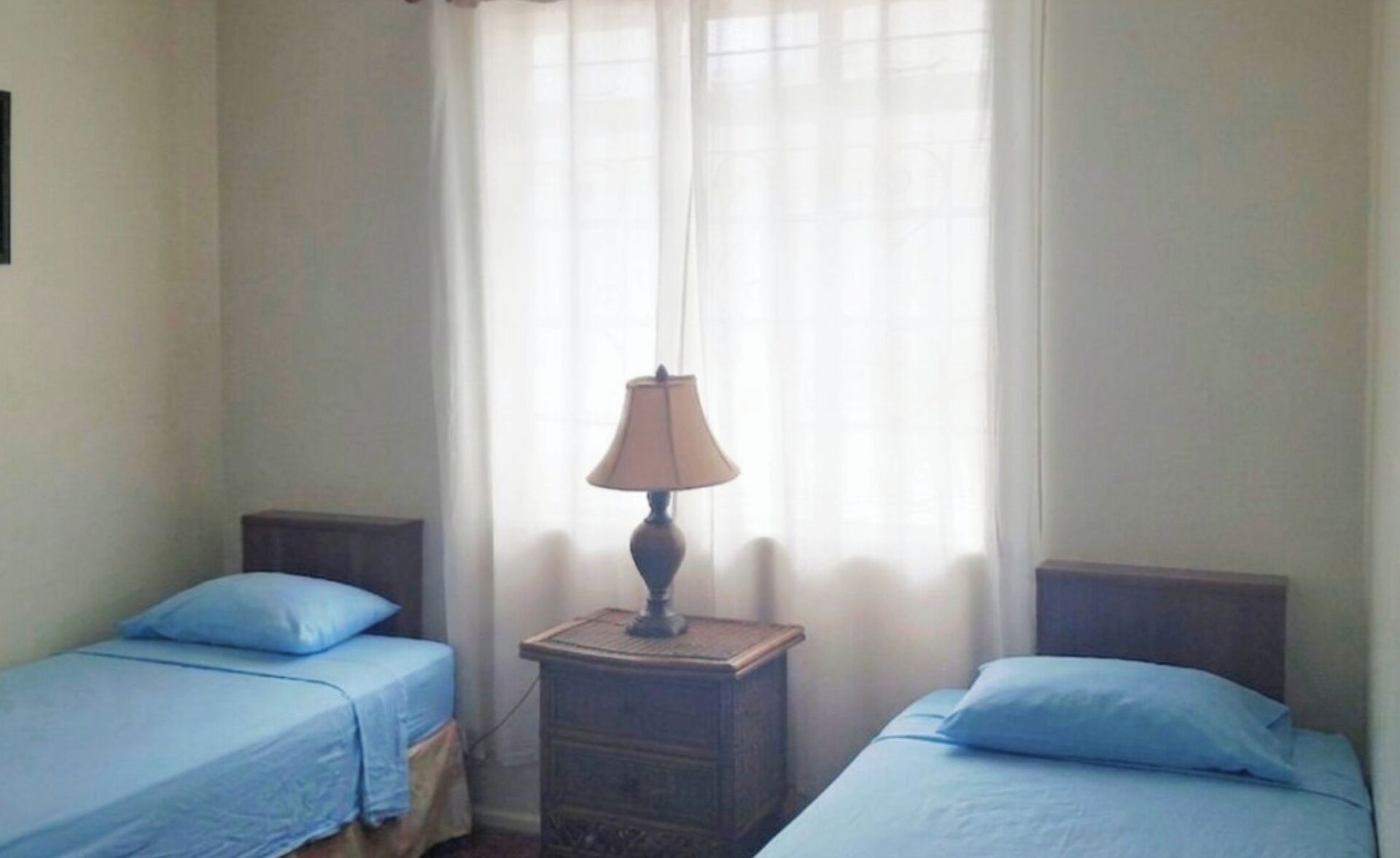3 bedrooms, in-room safe, iron/ironing board, free WiFi
