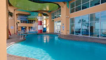 AuĂenpool, beheizter Pool