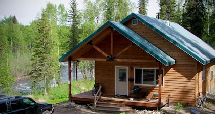 MINUTOS DE PARQUES HWY W / WiFi EXPERIENCE AK 27 ACRES RIVERFRONT WILLOW CREEK INN