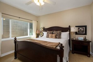 1 chambre, fer et planche à repasser, lit parapluie, Wi-Fi gratuit