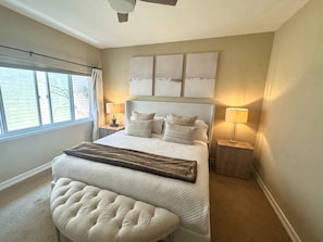 1 bedroom, iron/ironing board, travel crib, free WiFi - Affordable Beach Getaway — blocks to the Beach and Funk Zone (Santa Barbara)