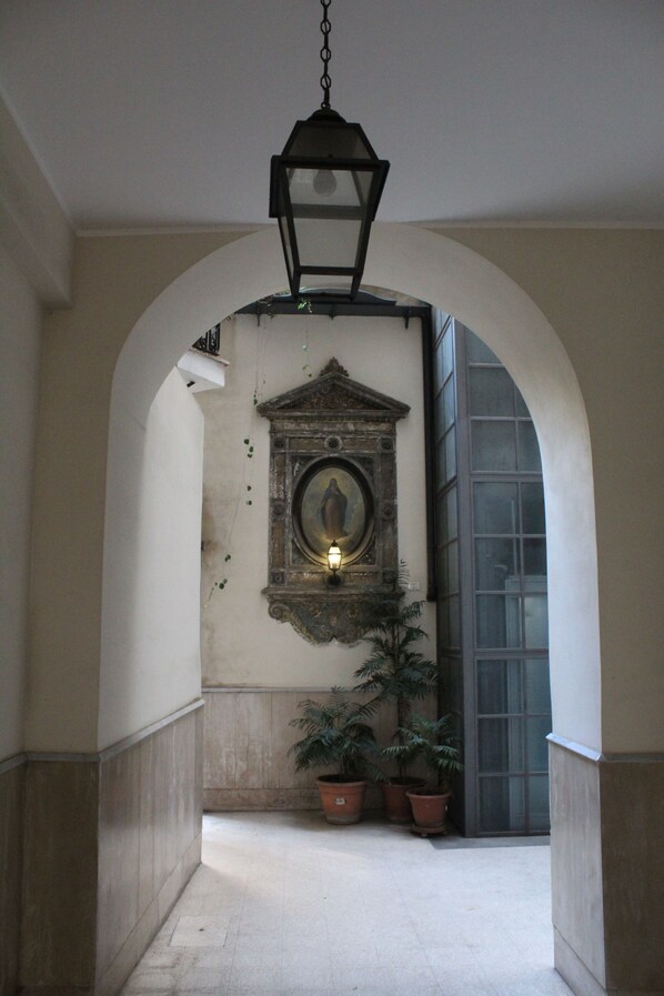 Interior - Lovely  !! in Rome's Heart  - 2/4 people, free internet -  LAST MINUTE (Rome)