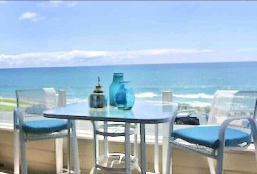 Popular Carlsbad Beach House, Walk to Restaurants