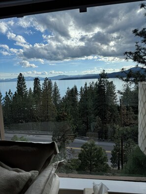 Interior - AWESOME VIEWS 180 degrees of Lake Sleeps 8, 25%off August 17,18,19,20, Sept 9-12 (Kings Beach)