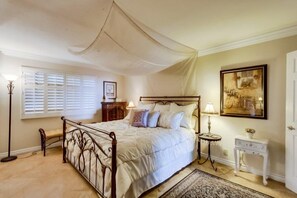 1 bedroom, iron/ironing board, travel cot, free WiFi